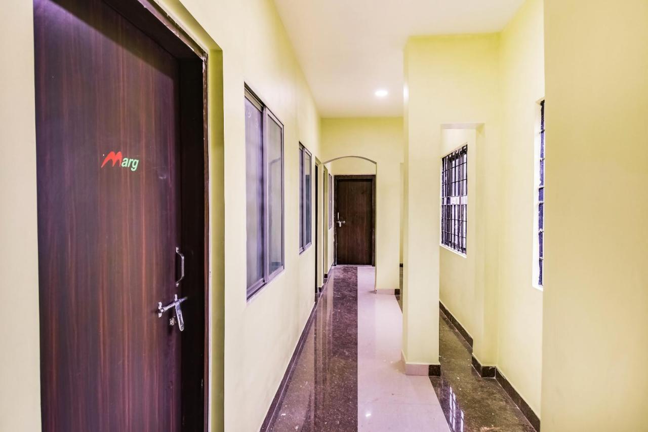 Oyo 60726 Hotel Vrindavan Bilaspur  Exterior photo