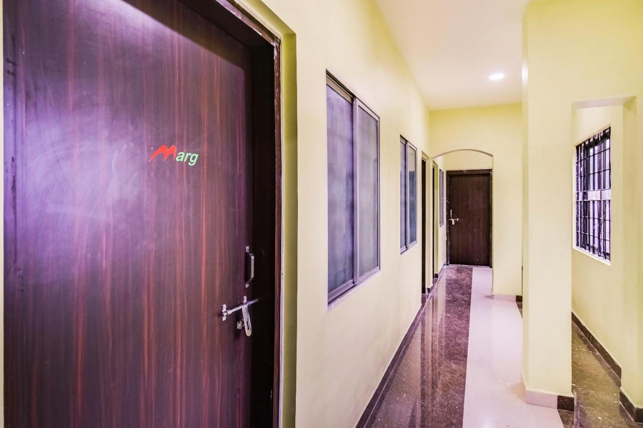 Oyo 60726 Hotel Vrindavan Bilaspur  Exterior photo